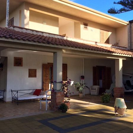 Ifioridisicilia Bed and Breakfast Campofelice Di Roccella Εξωτερικό φωτογραφία