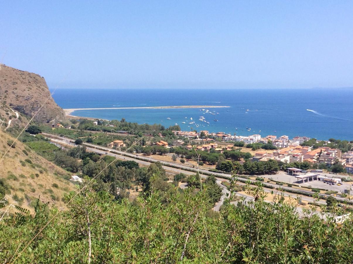 Ifioridisicilia Bed and Breakfast Campofelice Di Roccella Εξωτερικό φωτογραφία